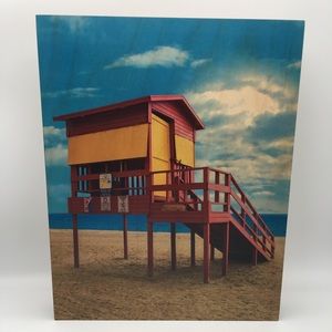 Walnut Hollow Lifeguard Hut Red 11x14